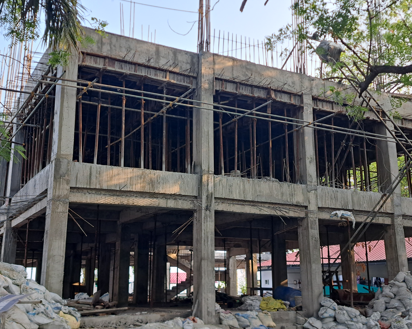 Deficient Single Living Accomodation and Galley for Sailors and DSC Personnel at Kavarati